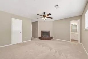 13884 Hollowgreen Dr, Houston, TX 77082 - Photo 35