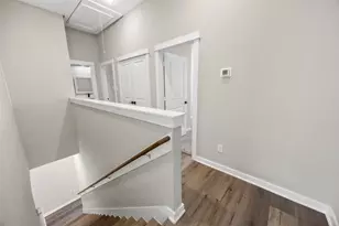 8451 Berry Brush Ln, Houston, TX 77022 - Photo 15