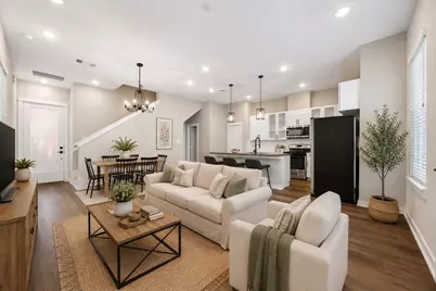 8451 Berry Brush Lane, Houston, TX 77022 - Photo 3