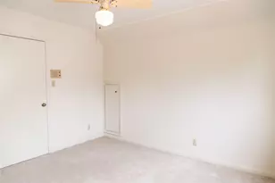 10111 Kerrwood Ln, Houston, TX 77080 - Photo 33