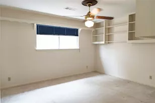10111 Kerrwood Ln, Houston, TX 77080 - Photo 29