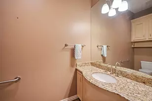 66 S Taylor Point Dr, The Woodlands, TX 77382 - Photo 33