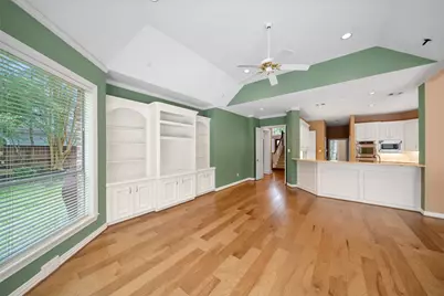 66 S Taylor Point Drive, The Woodlands, TX 77382 - Photo 21