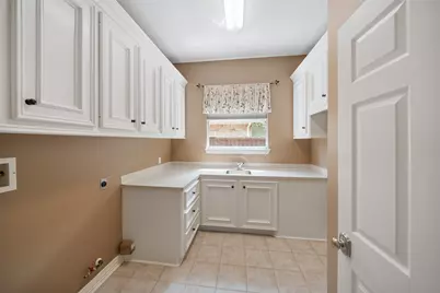 66 S Taylor Point Drive, The Woodlands, TX 77382 - Photo 43