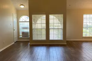 24 Chapparal Ct, Missouri City, TX 77459 - Photo 9