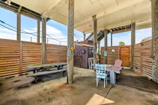 1018 Dolphin Rd, Gilchrist, TX 77617 - Photo 17