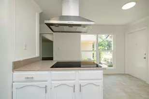 12326 Campos Dr, Houston, TX 77065 - Photo 21