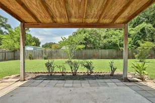 12326 Campos Dr, Houston, TX 77065 - Photo 35