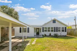 5515 Avenue R, Galveston, TX 77551 - Photo 1