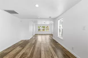 5515 Avenue R, Galveston, TX 77551 - Photo 17