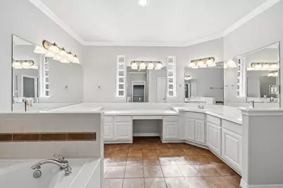 3207 Holly Shores Drive, Houston, TX 77042 - Photo 29