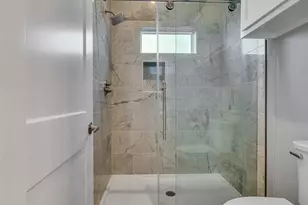 18809 Warrior Rd, Galveston, TX 77554 - Photo 15