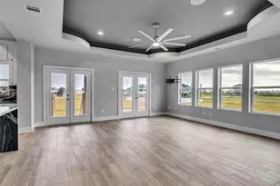 18809 Warrior Rd, Galveston, TX 77554 - Photo 21