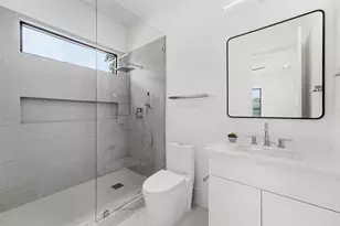 519 W 30th St, Houston, TX 77018 - Photo 25