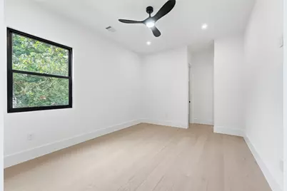 519 W 30th Street, Houston, TX 77018 - Photo 29
