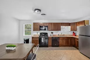 803 W First St, Brenham, TX 77833 - Photo 9
