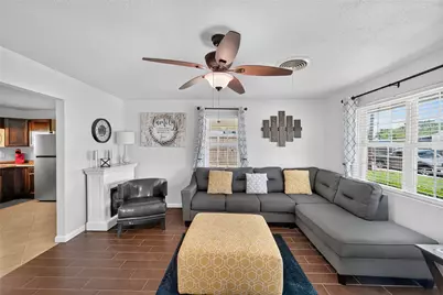 803 W First Street, Brenham, TX 77833 - Photo 7