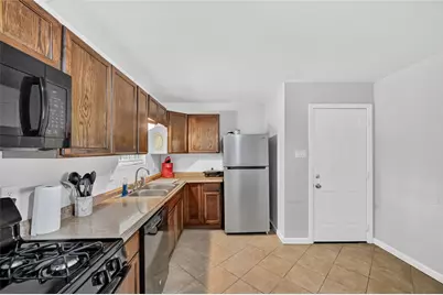 803 W First Street, Brenham, TX 77833 - Photo 11