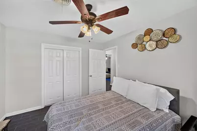 803 W First Street, Brenham, TX 77833 - Photo 17