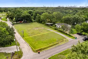 5006 Middleton, Baytown, TX 77520 - Photo 1