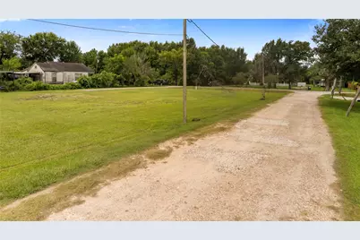 5006 Middleton, Baytown, TX 77520 - Photo 19