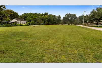5006 Middleton, Baytown, TX 77520 - Photo 15