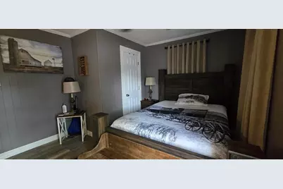 1206 Nelson Street, Yoakum, TX 77995 - Photo 7