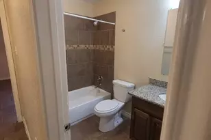 515 E Fm-517, Dickinson, TX 77539 - Photo 17