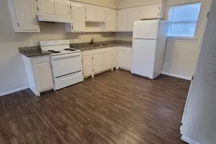 515 E Fm-517, Dickinson, TX 77539 - Photo 13