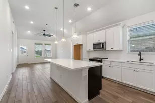 18830 Shadowfax Trl, Tomball, TX 77377 - Photo 11