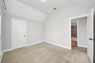 13202 Lone Creek Ln, Pearland, TX 77584 - Photo 17