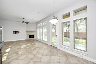 13202 Lone Creek Ln, Pearland, TX 77584 - Photo 11