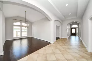 13202 Lone Creek Ln, Pearland, TX 77584 - Photo 3