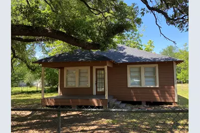 104 5th Street, Trinity, TX 75862 - Photo 1