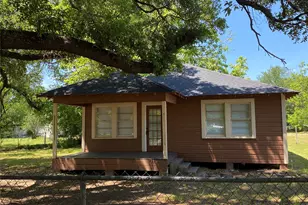 104 5th St, Trinity, TX 75862 - Photo 1