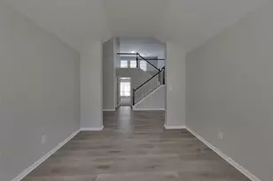 6834 Oaken Gate Way, Humble, TX 77338 - Photo 3