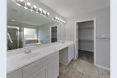 6834 Oaken Gate Way, Humble, TX 77338 - Photo 9