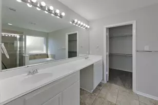 6834 Oaken Gate Way, Humble, TX 77338 - Photo 9