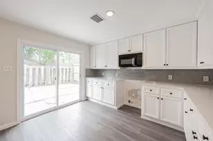 6215 Portal Dr, Houston, TX 77096 - Photo 15