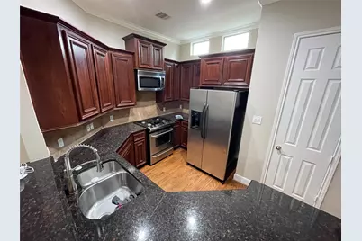 2010 Rosedale Street #B, Houston, TX 77004 - Photo 7
