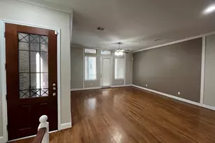 2010 Rosedale St, Houston, TX 77004 - Photo 3