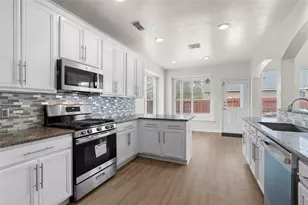 18303 Glacier Bay Ct, Humble, TX 77346 - Photo 9