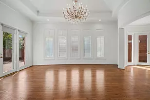 58 W Terrace Dr, Houston, TX 77007 - Photo 9