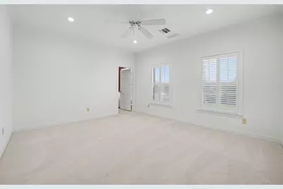 58 W Terrace Drive, Houston, TX 77007 - Photo 37