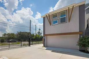 864 Paul Quinn St, Houston, TX 77091 - Photo 3