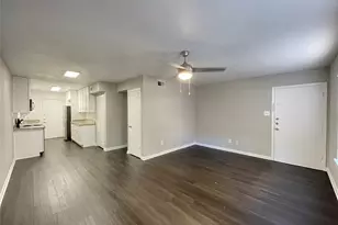 9075 Gaylord Dr, Houston, TX 77024 - Photo 1