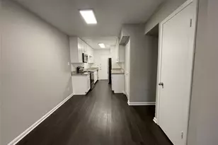 9075 Gaylord Dr, Houston, TX 77024 - Photo 3