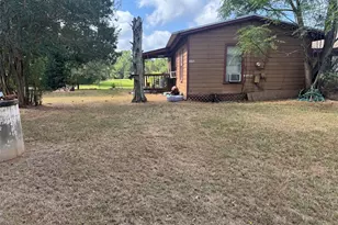 1070 Co Rd 1620, Crockett, TX 75835 - Photo 11
