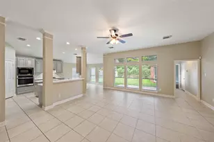 3129 Red Maple Dr, Friendswood, TX 77546 - Photo 5