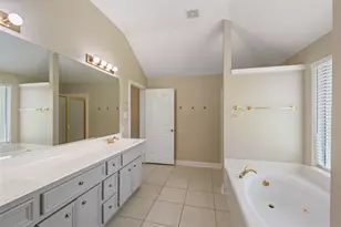 3129 Red Maple Dr, Friendswood, TX 77546 - Photo 23